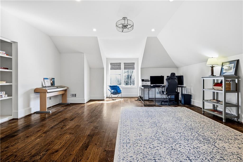 480 Mount Vernon Highway