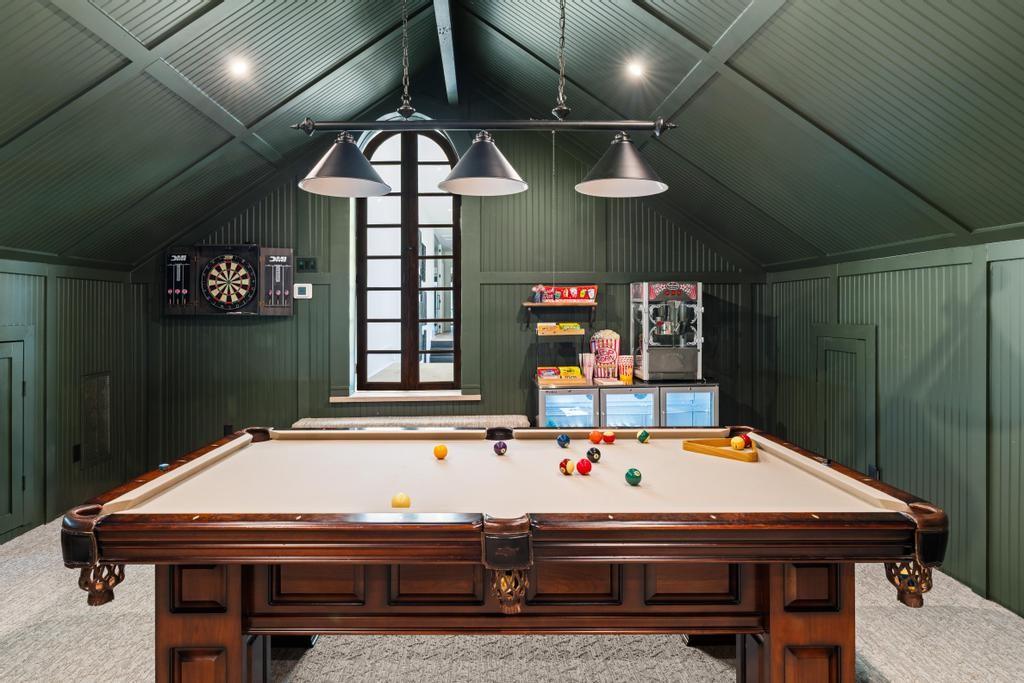 298 W River Bend Drive