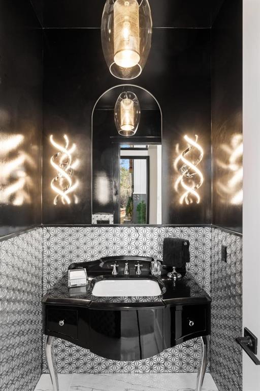 298 W River Bend Drive