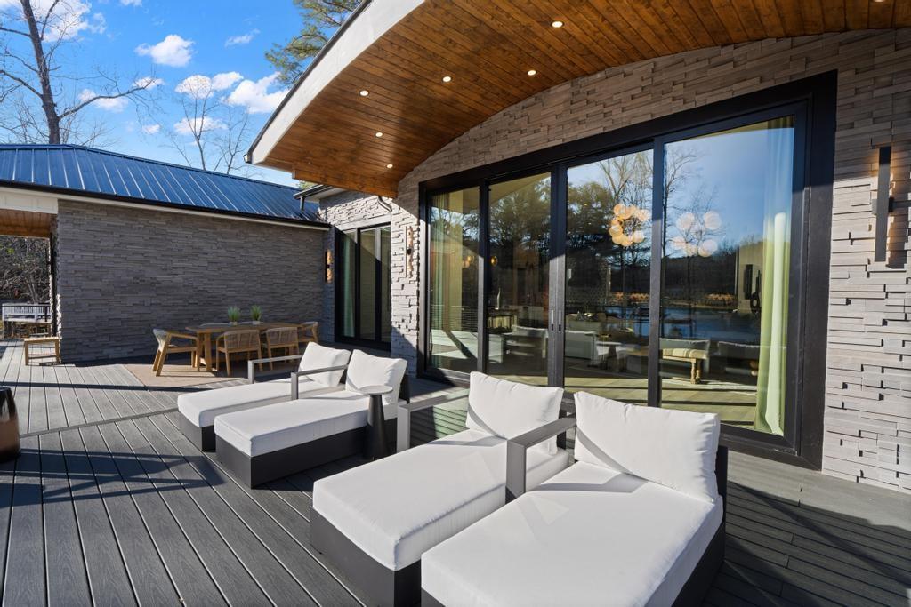 298 W River Bend Drive