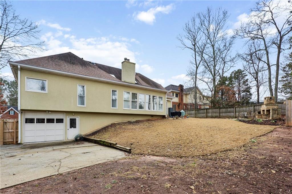 343 Covered Bridge Place SW