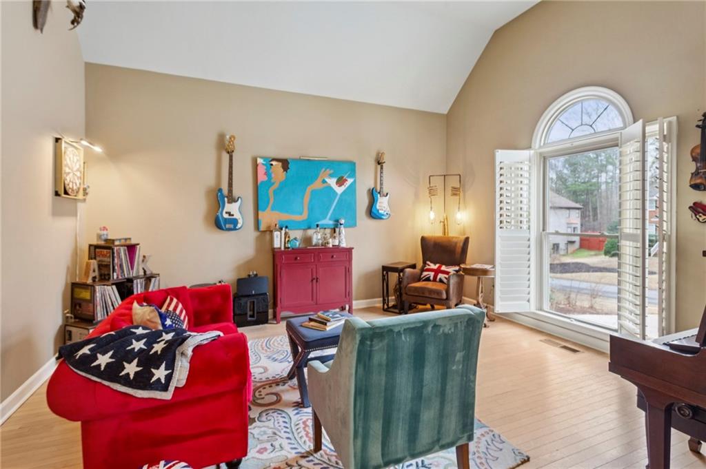 343 Covered Bridge Place SW