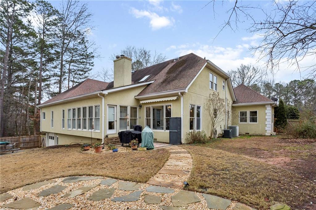 343 Covered Bridge Place SW