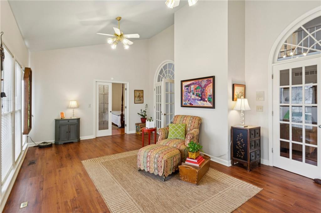 343 Covered Bridge Place SW