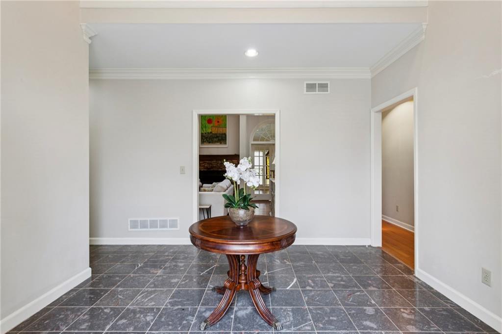 343 Covered Bridge Place SW