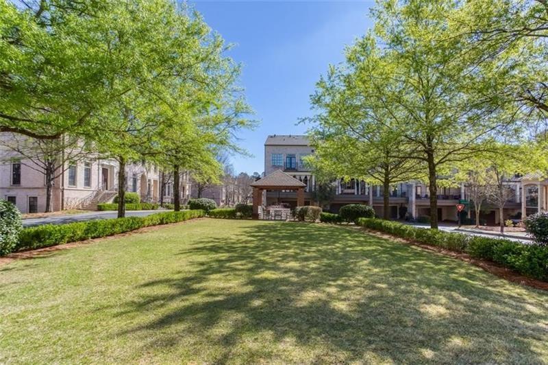 3655 E Paces Walk NE Unit 3655