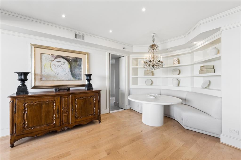 2660 Peachtree Road NW Unit 36F