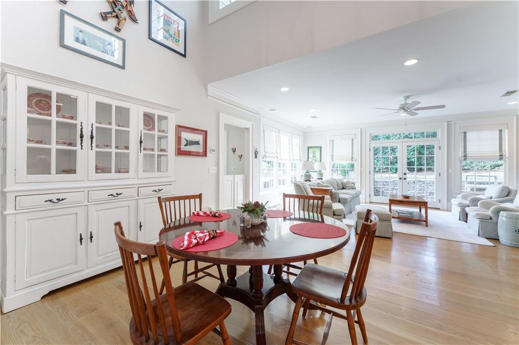 2394 Montview Drive NW