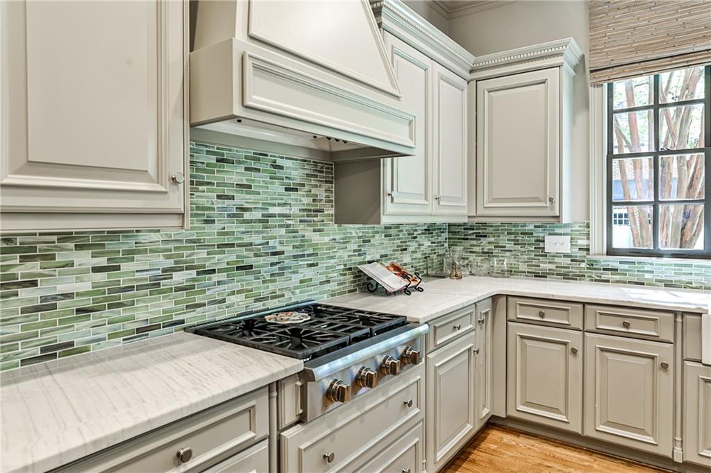 4401 Davidson Avenue NE