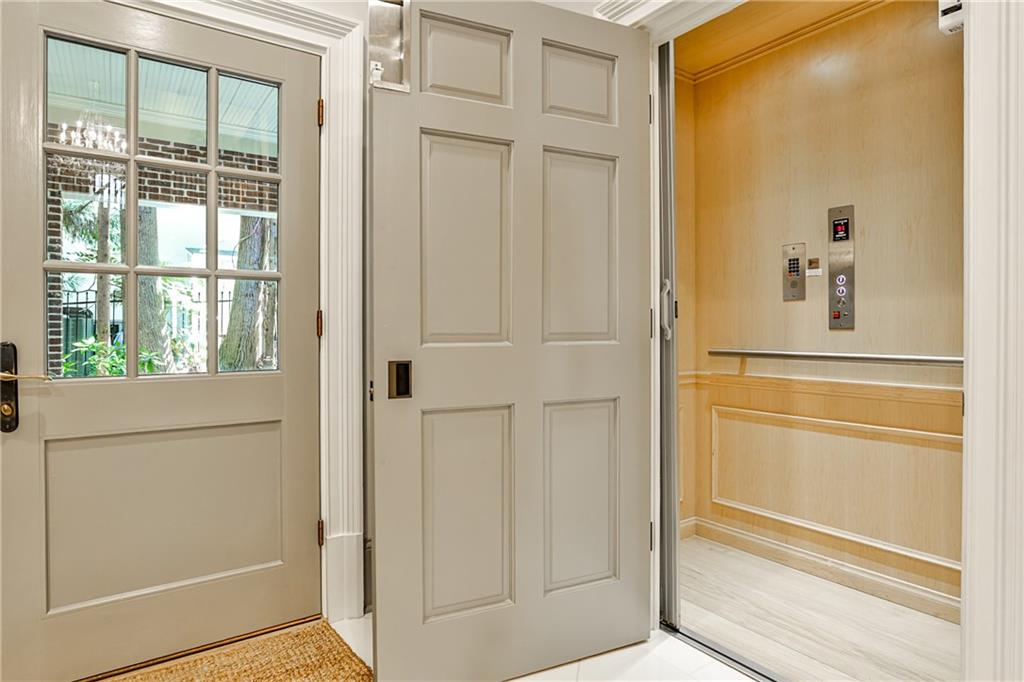 4401 Davidson Avenue NE