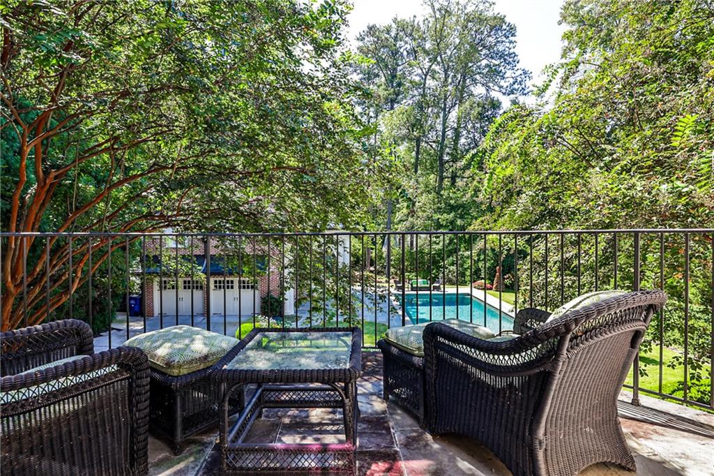 4401 Davidson Avenue NE