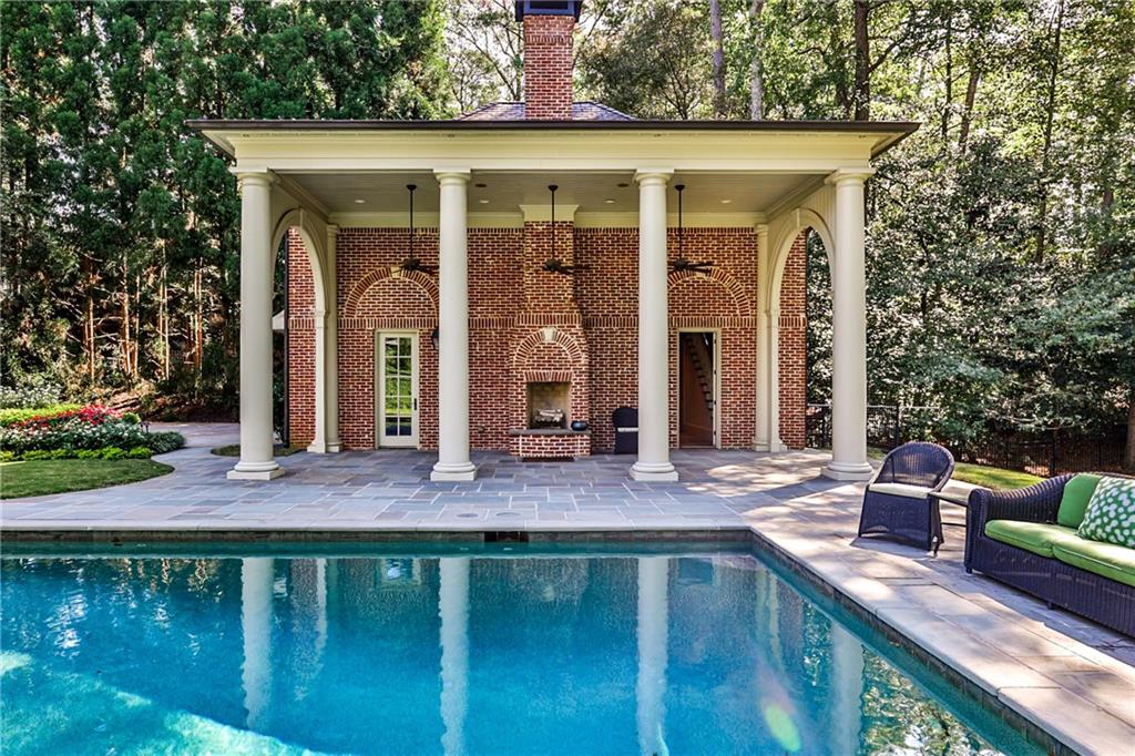 4401 Davidson Avenue NE