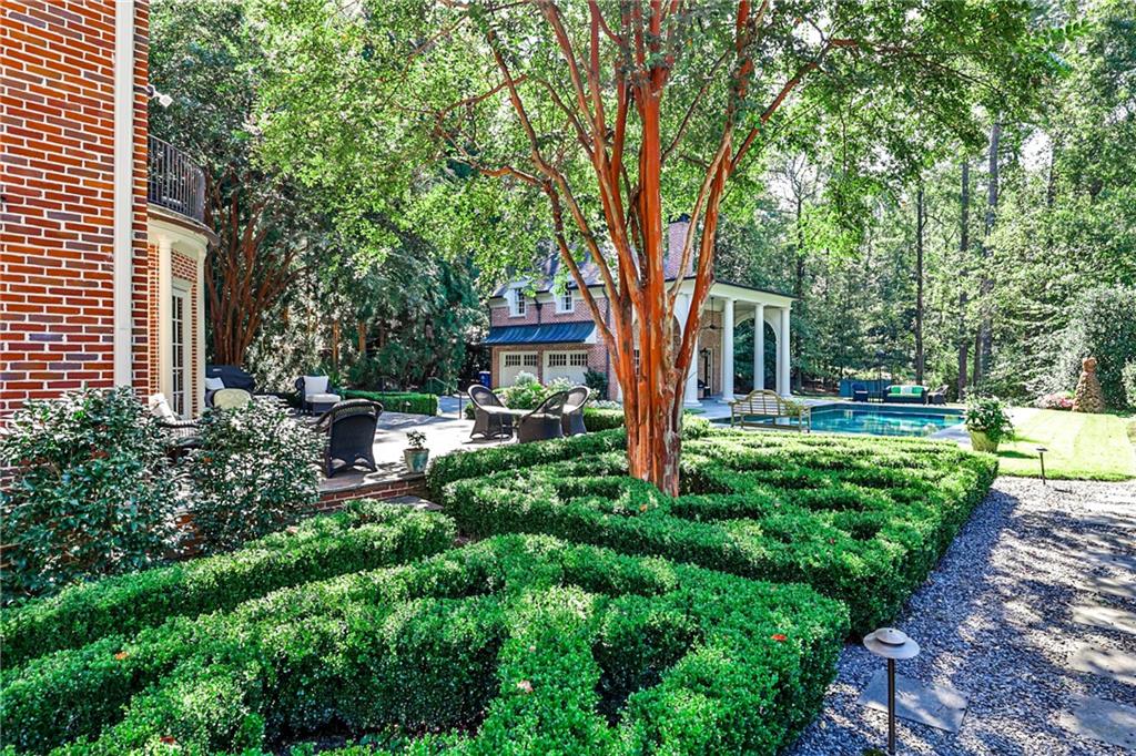 4401 Davidson Avenue NE