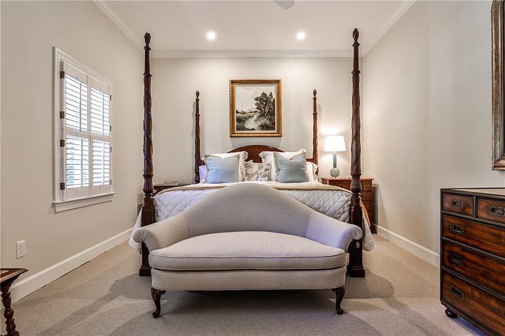 4401 Davidson Avenue NE