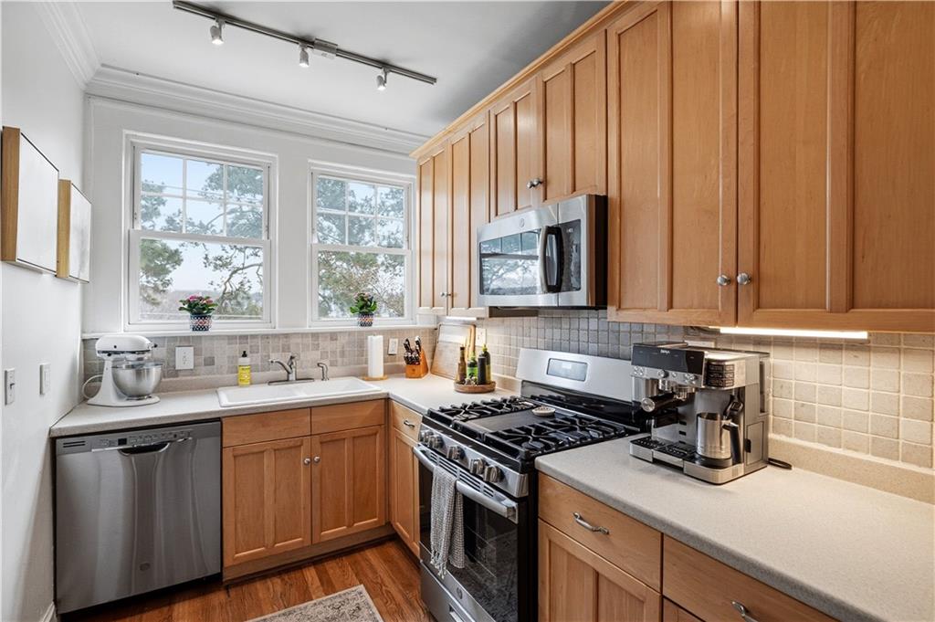 435 10th Street NE Unit 24