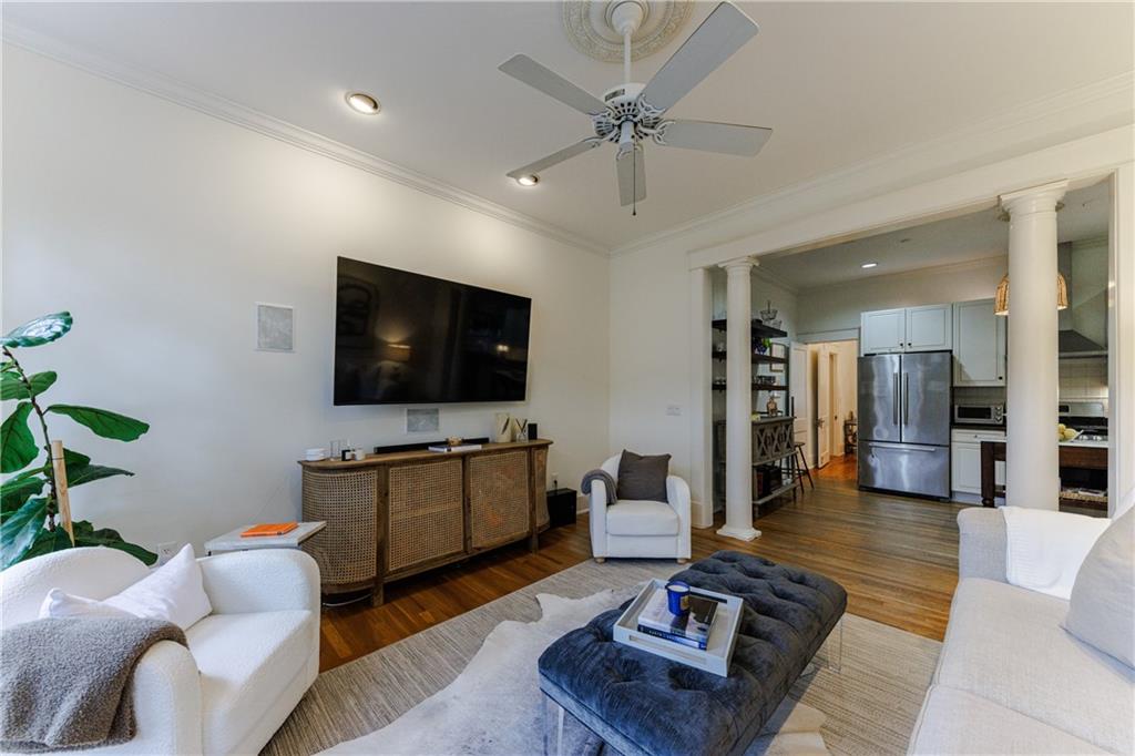 654 Cresthill Avenue NE