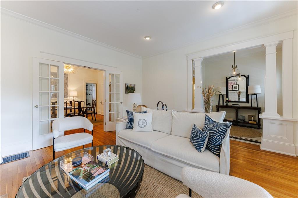 654 Cresthill Avenue NE