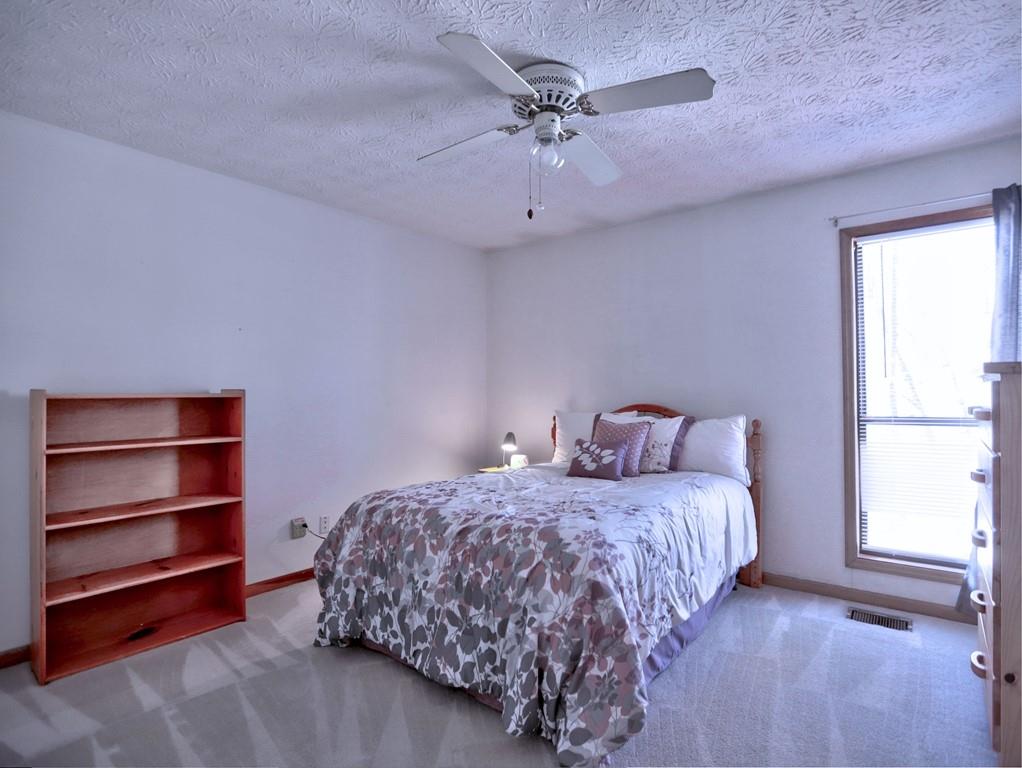 1584 Sandpoint Drive NE