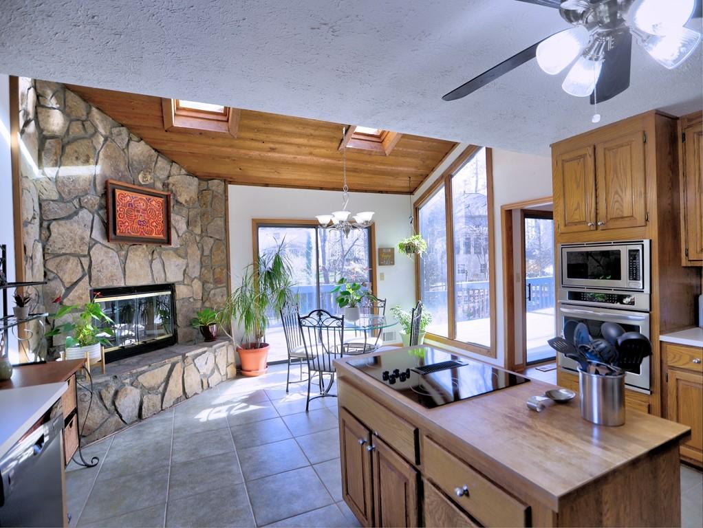 1584 Sandpoint Drive NE