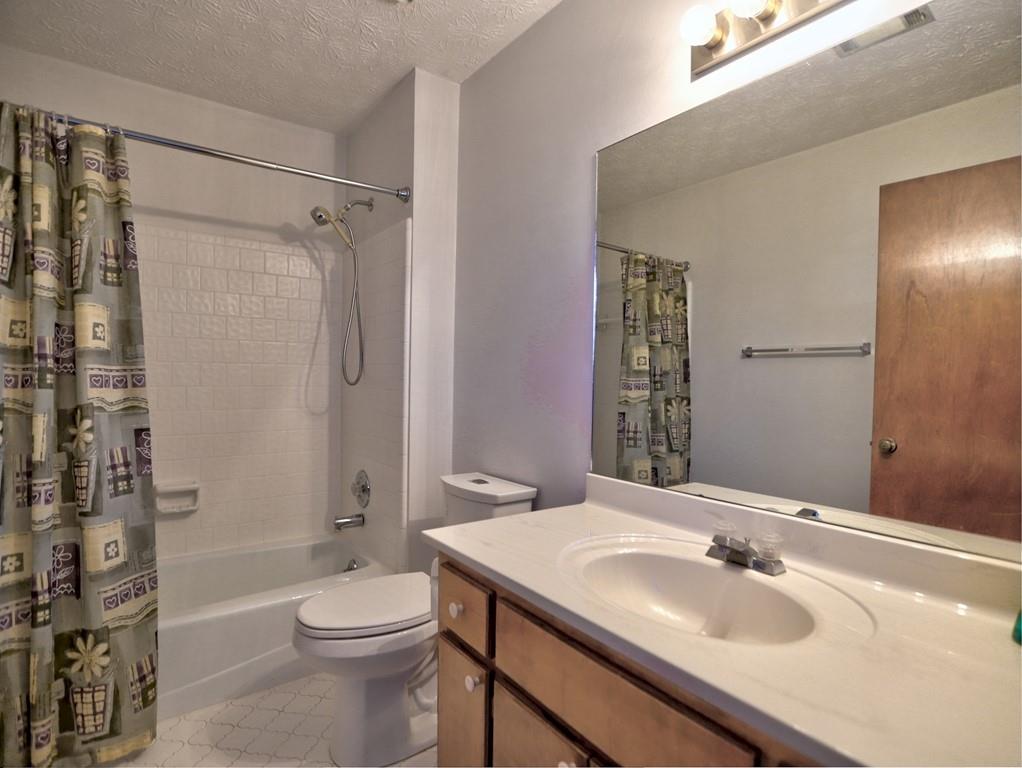 1584 Sandpoint Drive NE