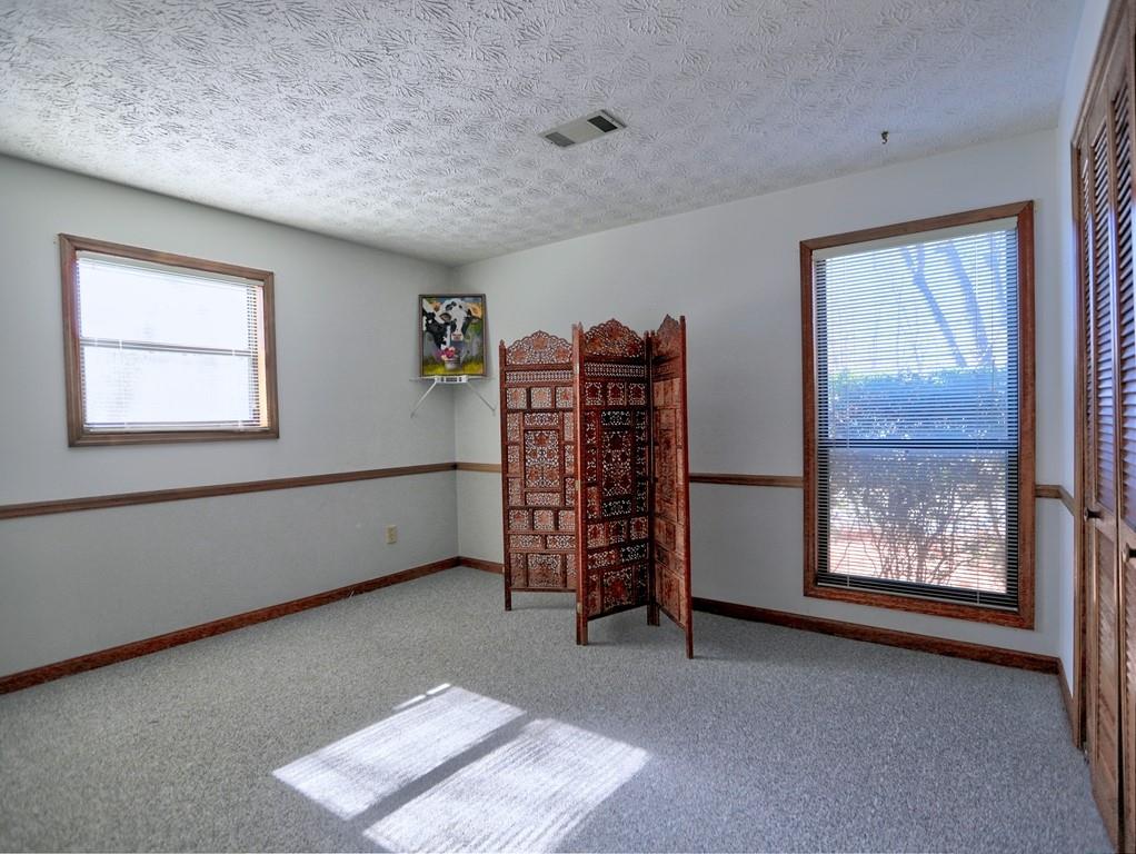 1584 Sandpoint Drive NE