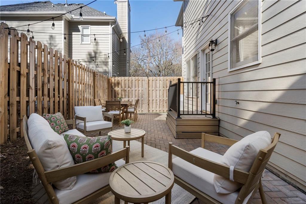 1155-B Davis Place NW