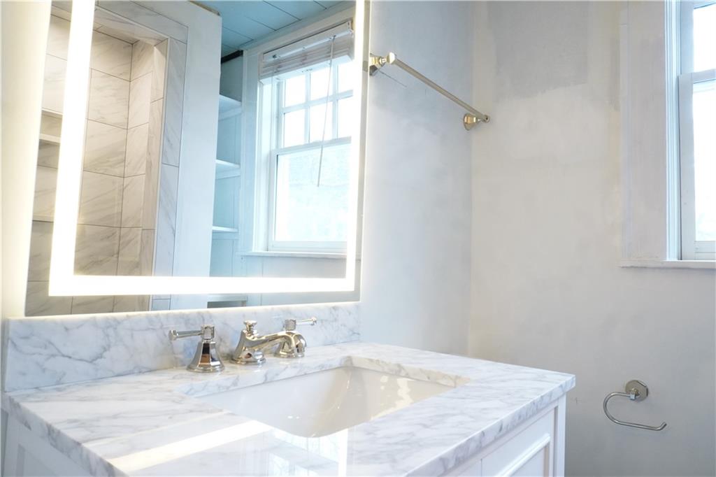 2544 Peachtree Road NW Unit 6