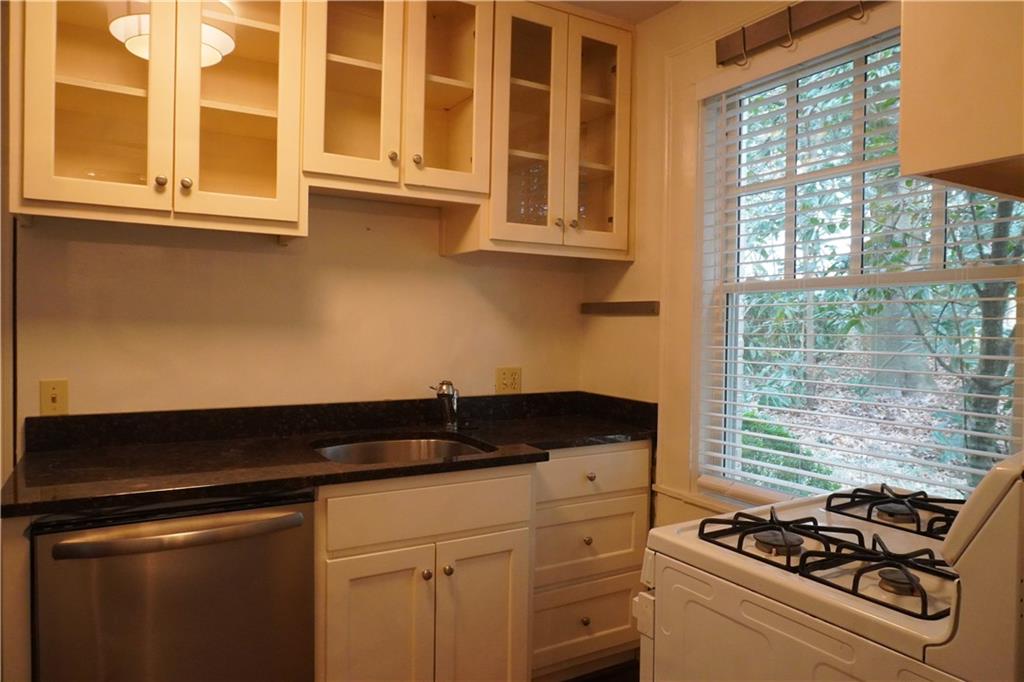 2544 Peachtree Road NW Unit 6