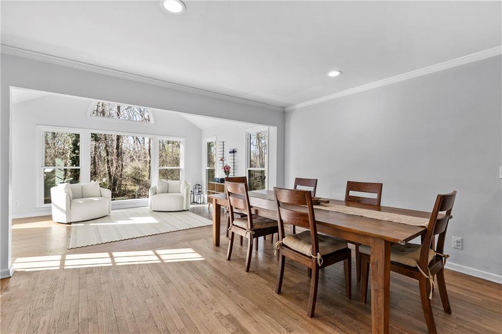 208 Shadowlawn Road SE