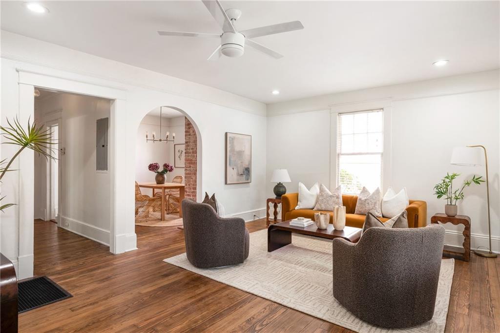 881 Woodland Avenue SE