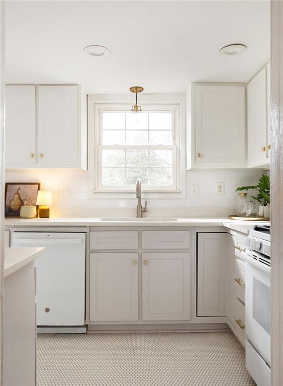 881 Woodland Avenue SE