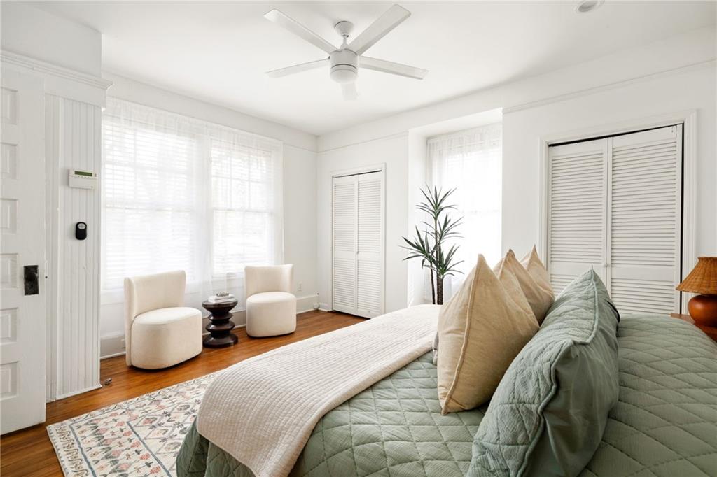 881 Woodland Avenue SE