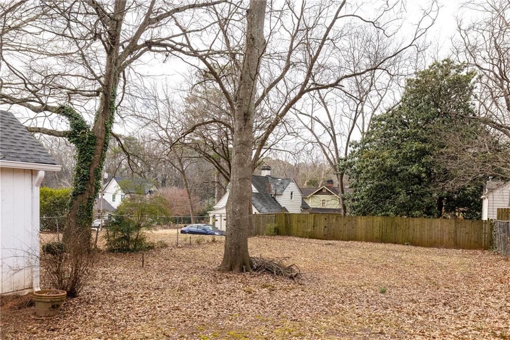 881 Woodland Avenue SE