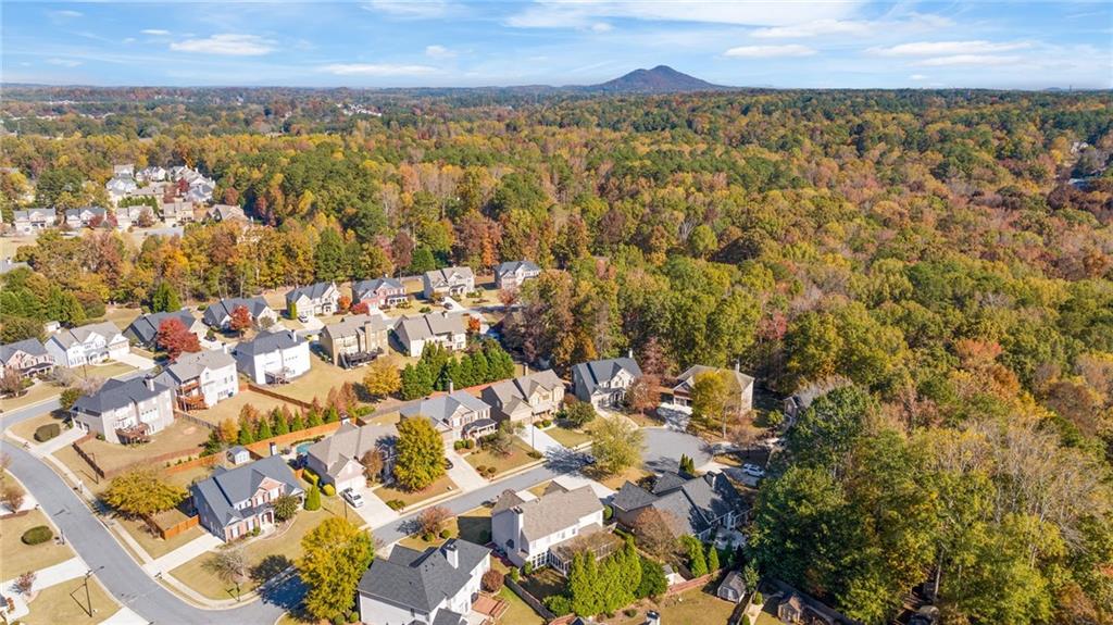 2613 Lakefield Court.