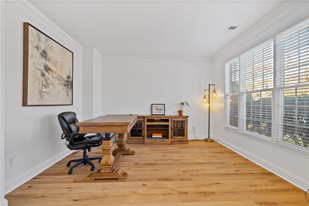 2613 Lakefield Court.