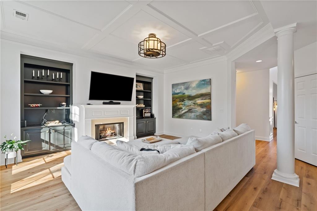 2613 Lakefield Court.