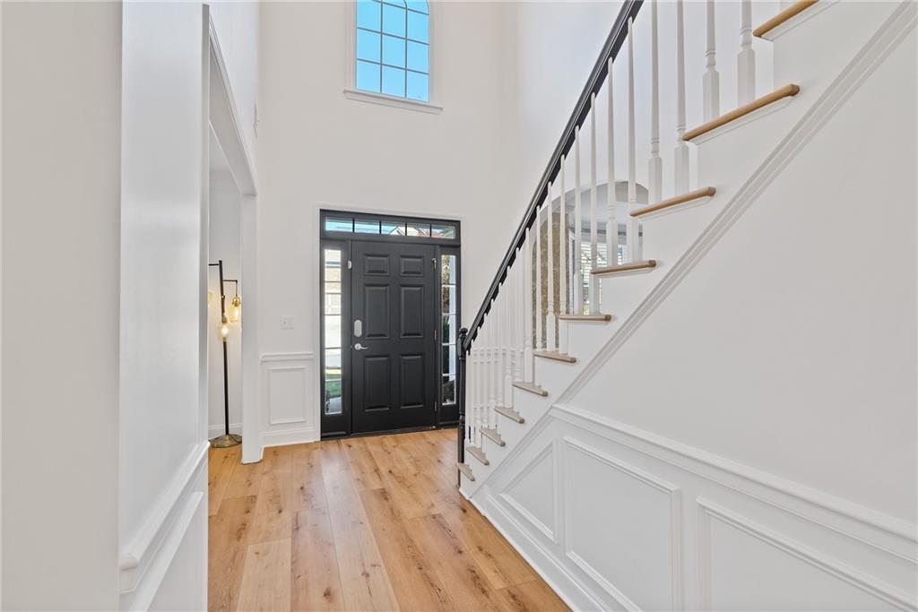 2613 Lakefield Court.
