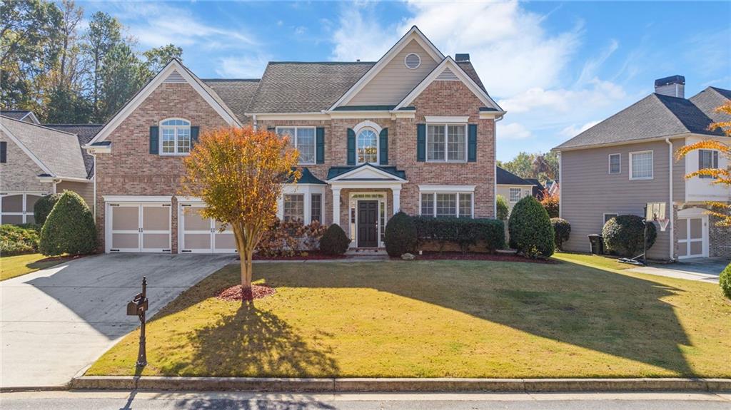 2613 Lakefield Court.