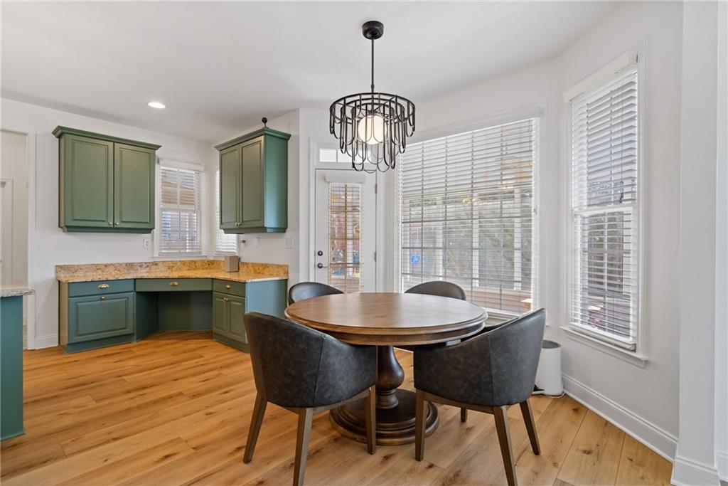 2613 Lakefield Court.