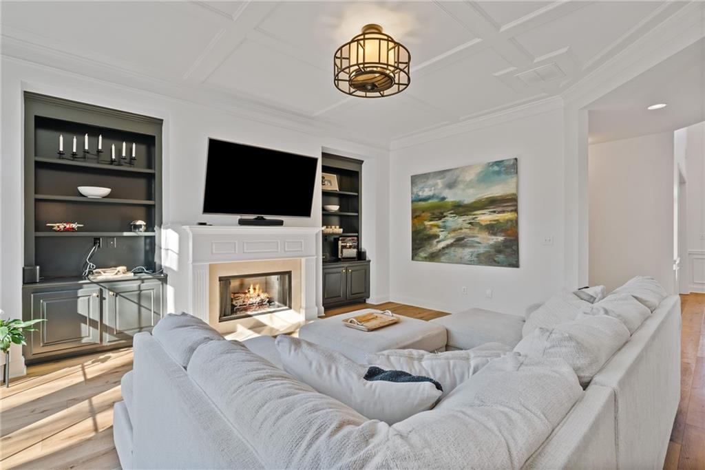 2613 Lakefield Court.