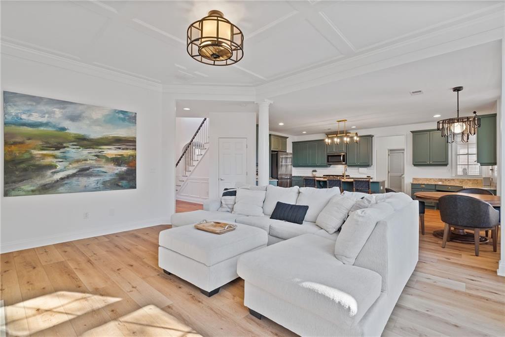 2613 Lakefield Court.