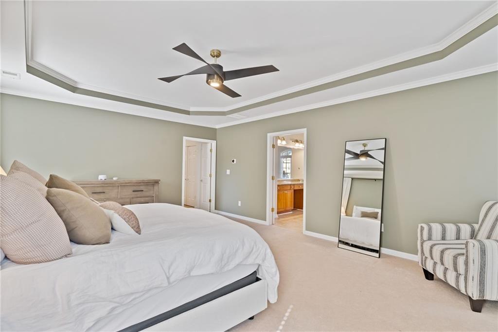 2613 Lakefield Court.