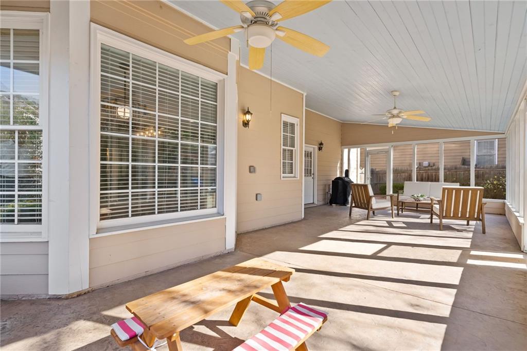 2613 Lakefield Court.