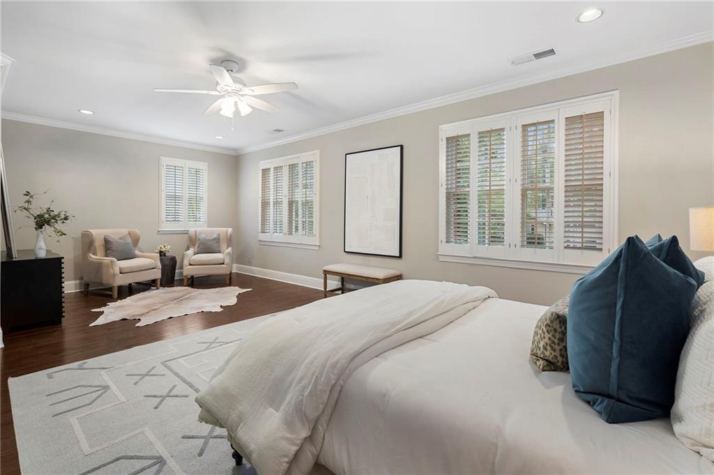 82 Lakeland Drive NW