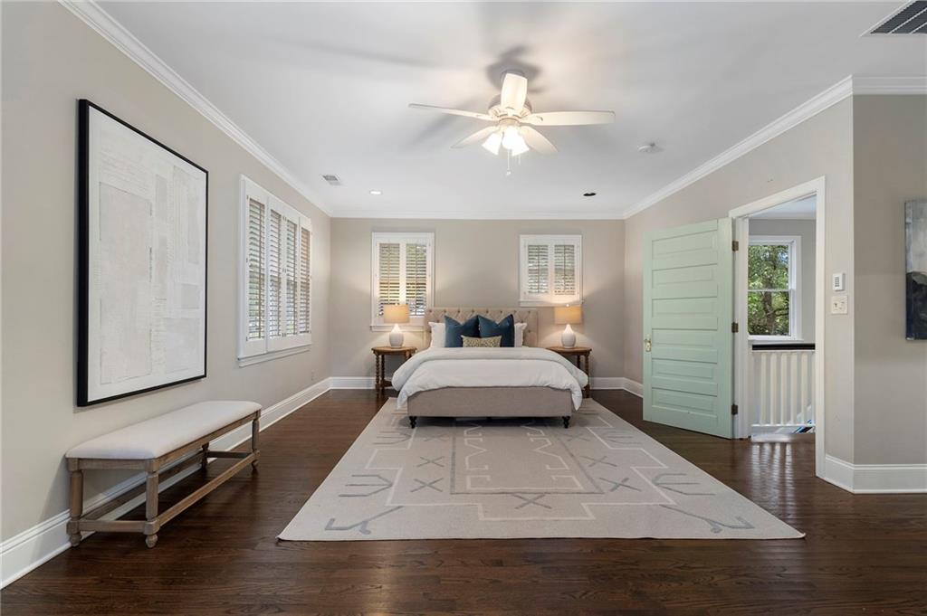 82 Lakeland Drive NW