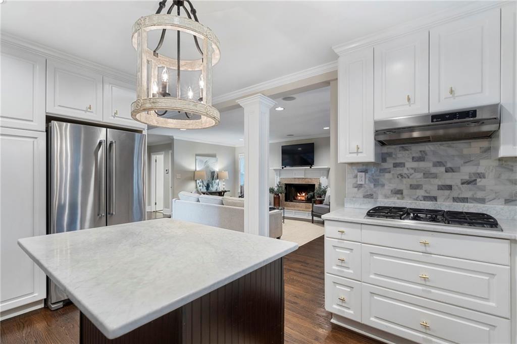 82 Lakeland Drive NW