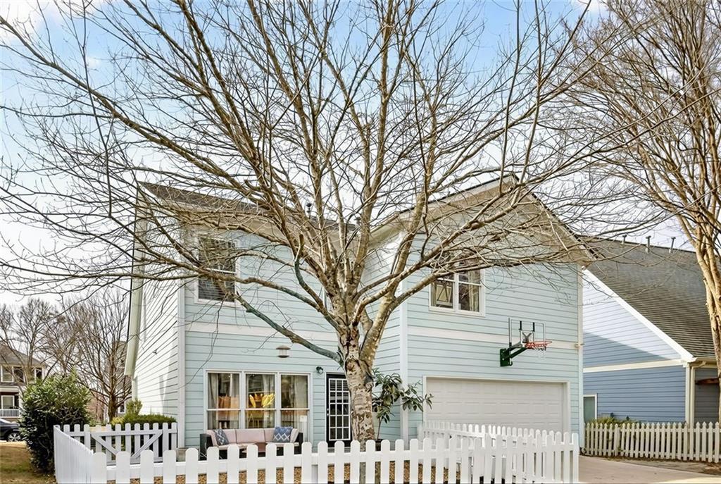 1533 Gilstrap Lane NW