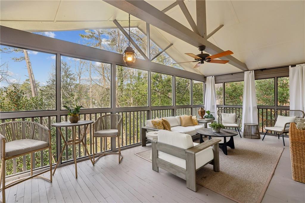 767 Moores Mill Road NW