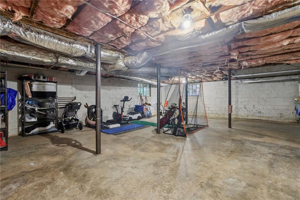 767 Moores Mill Road NW