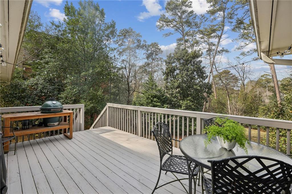 767 Moores Mill Road NW